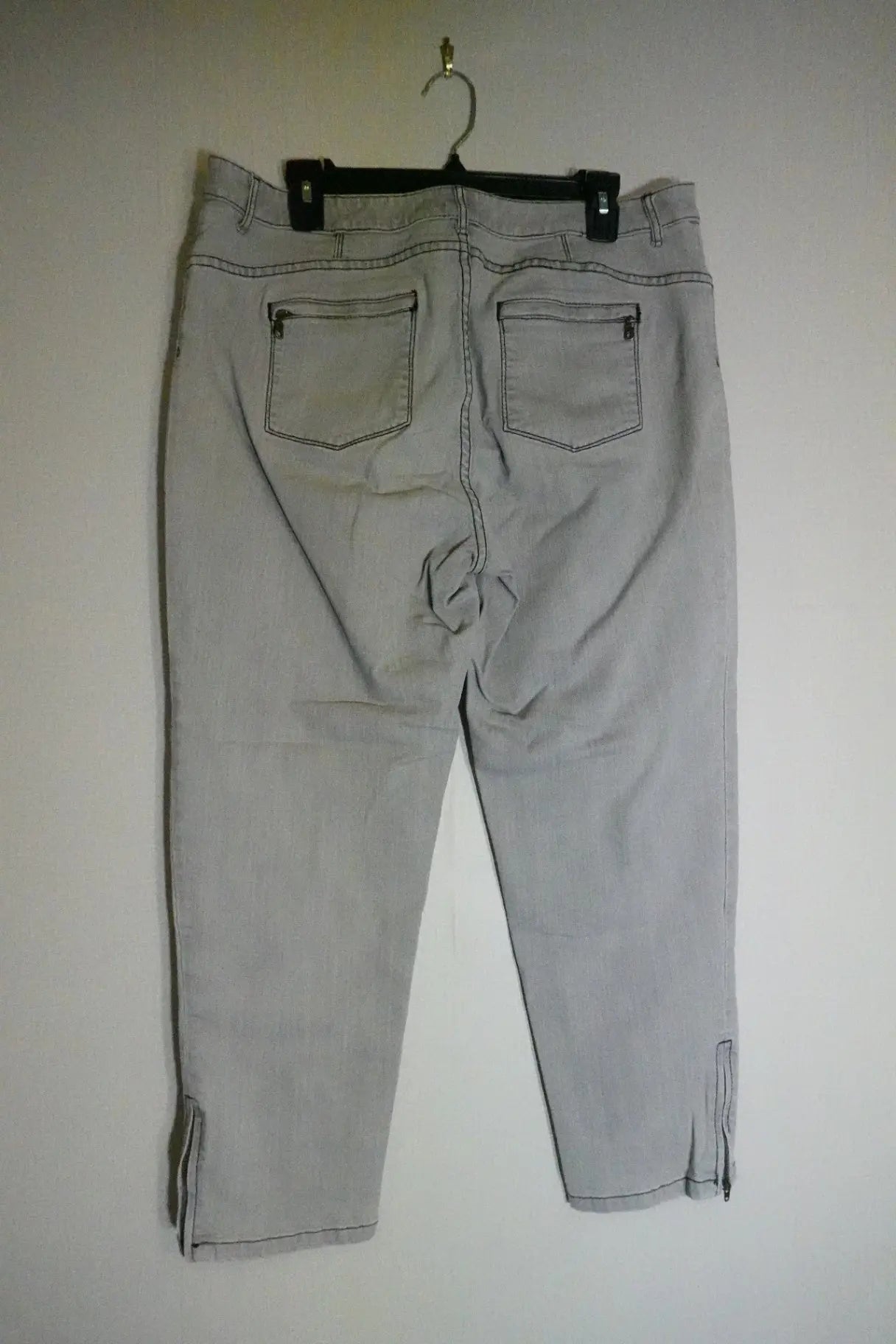 Chicos, Pants, 16 (chicos 2.5) Chicos Pants More To Love Consignment