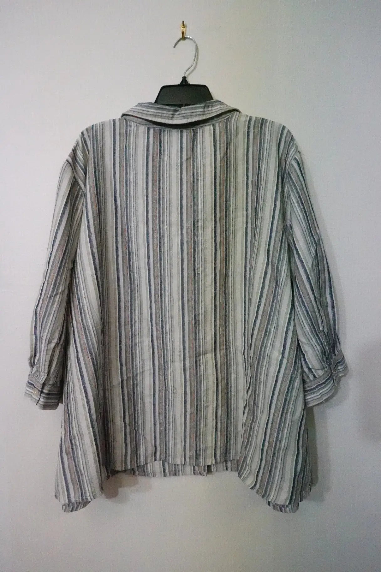 Liz & Me, 3/4 Sleeve Top, 30/32 Liz & Me 3/4 Sleeve Top More To Love Consignment