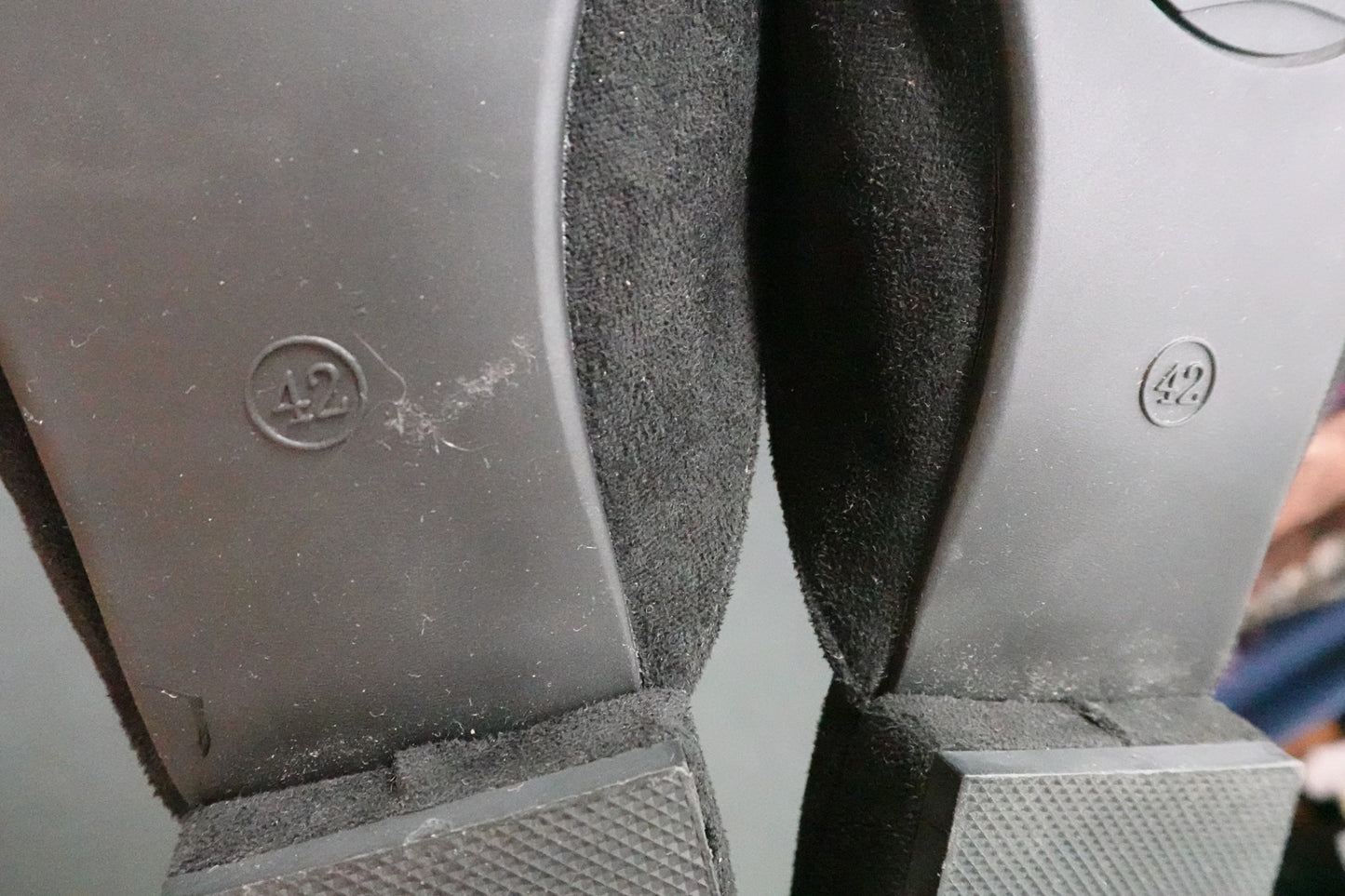 (No Label) , Slippers, 42 (10/11)