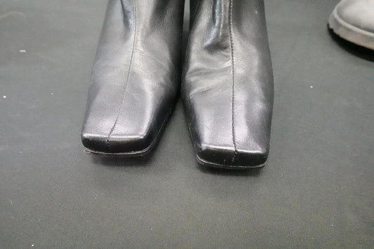 Lizflex, Boots, 10 Lizflex Boots More To Love Consignment