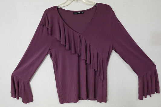 Doe & Rae, Long Sleeves Top, Large Doe & Rae Long Sleeves Top More To Love Consignment