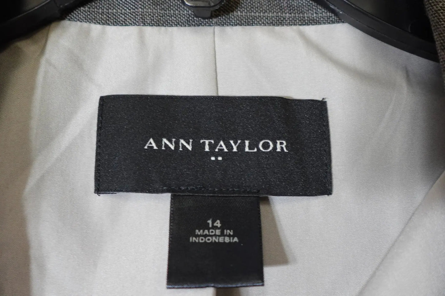ANN TAYLOR, Blazer, Size 14 ANN TAYLOR Blazer More To Love Consignment