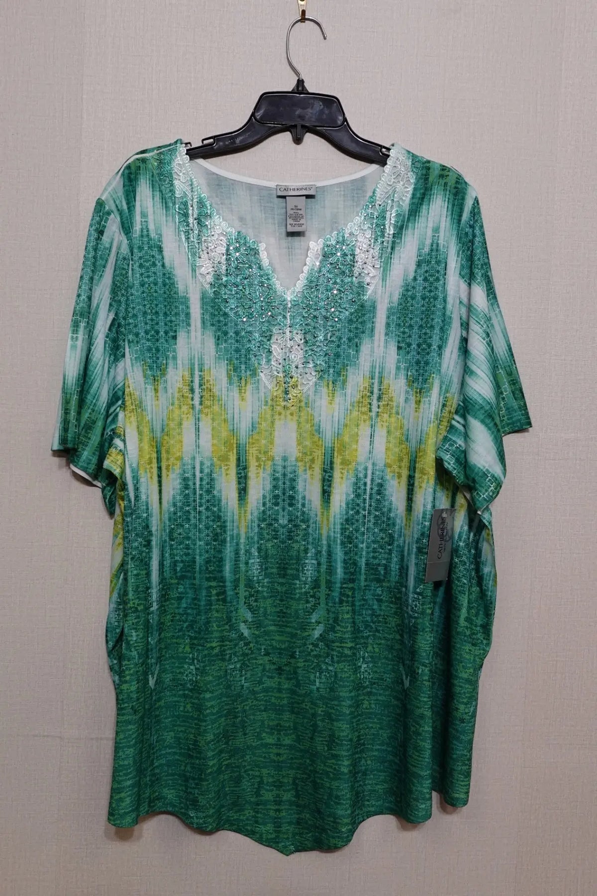 Catherines, New Short Sleeve Top, Size 26/28 Catherines New Short Sleeve Top More To Love Consignment