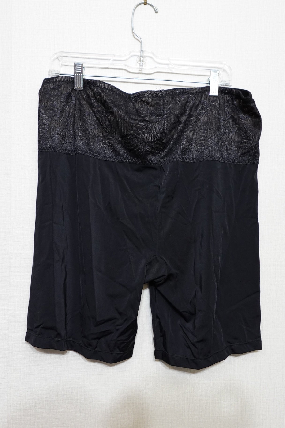 TORRID, new shaper shorts, Size 3X