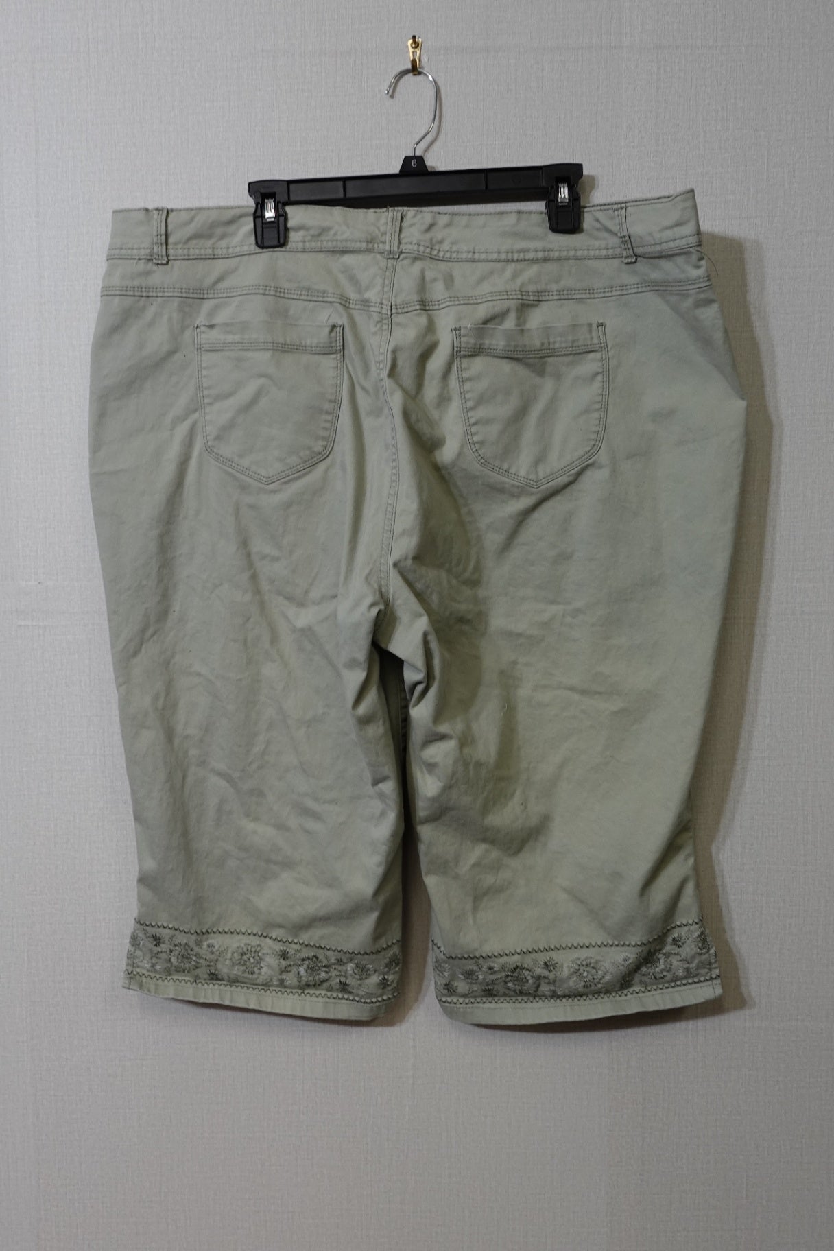 Gloria Vanderbilt, Capris, Size 22W