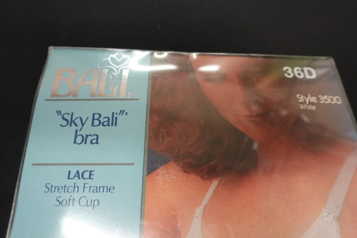 BALI, Bra, Size 36D BALI Bra More To Love Consignment