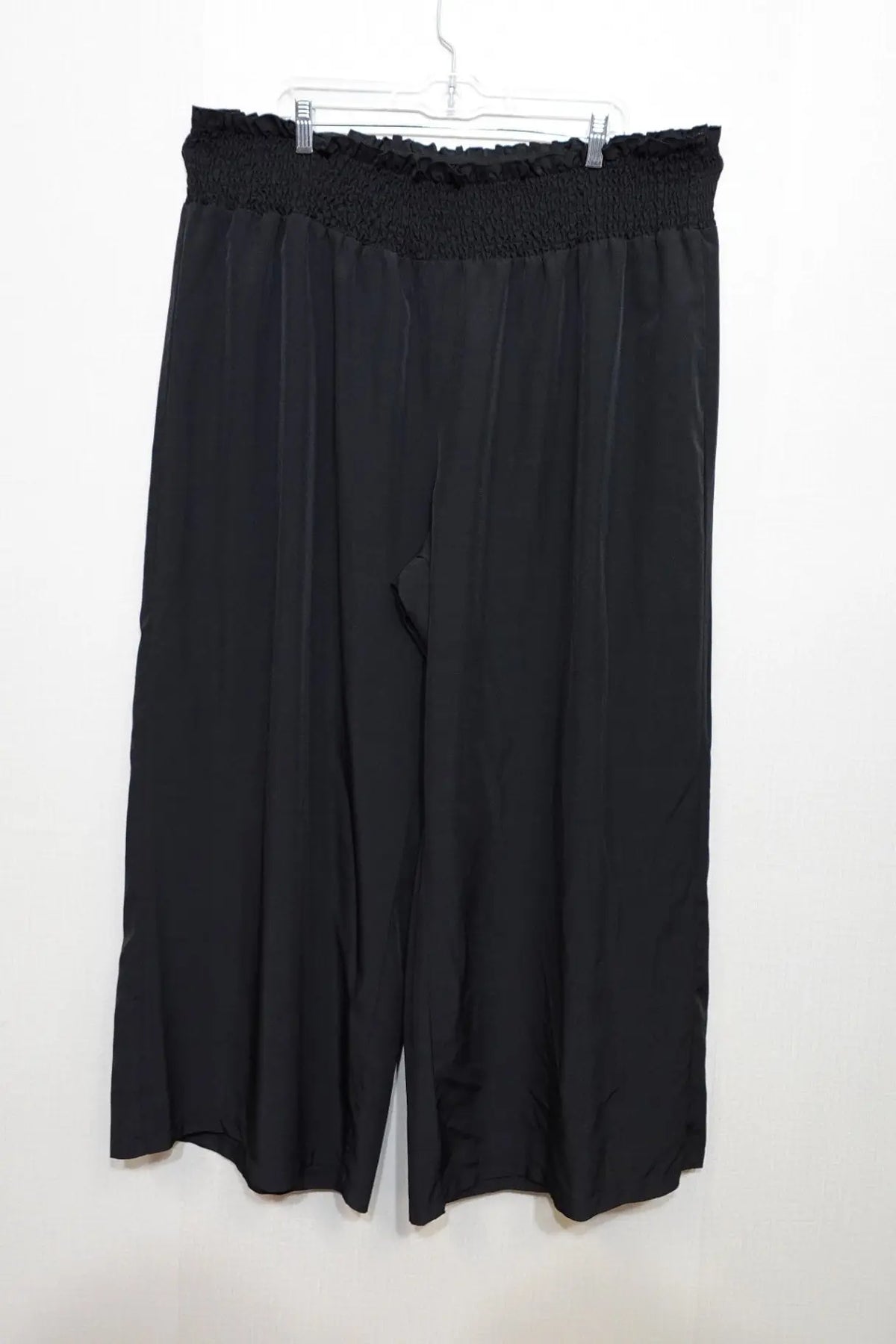 (No Label), New Pants Wide-Leg , Size 2X (No Label) New Pants Wide-Leg More To Love Consignment