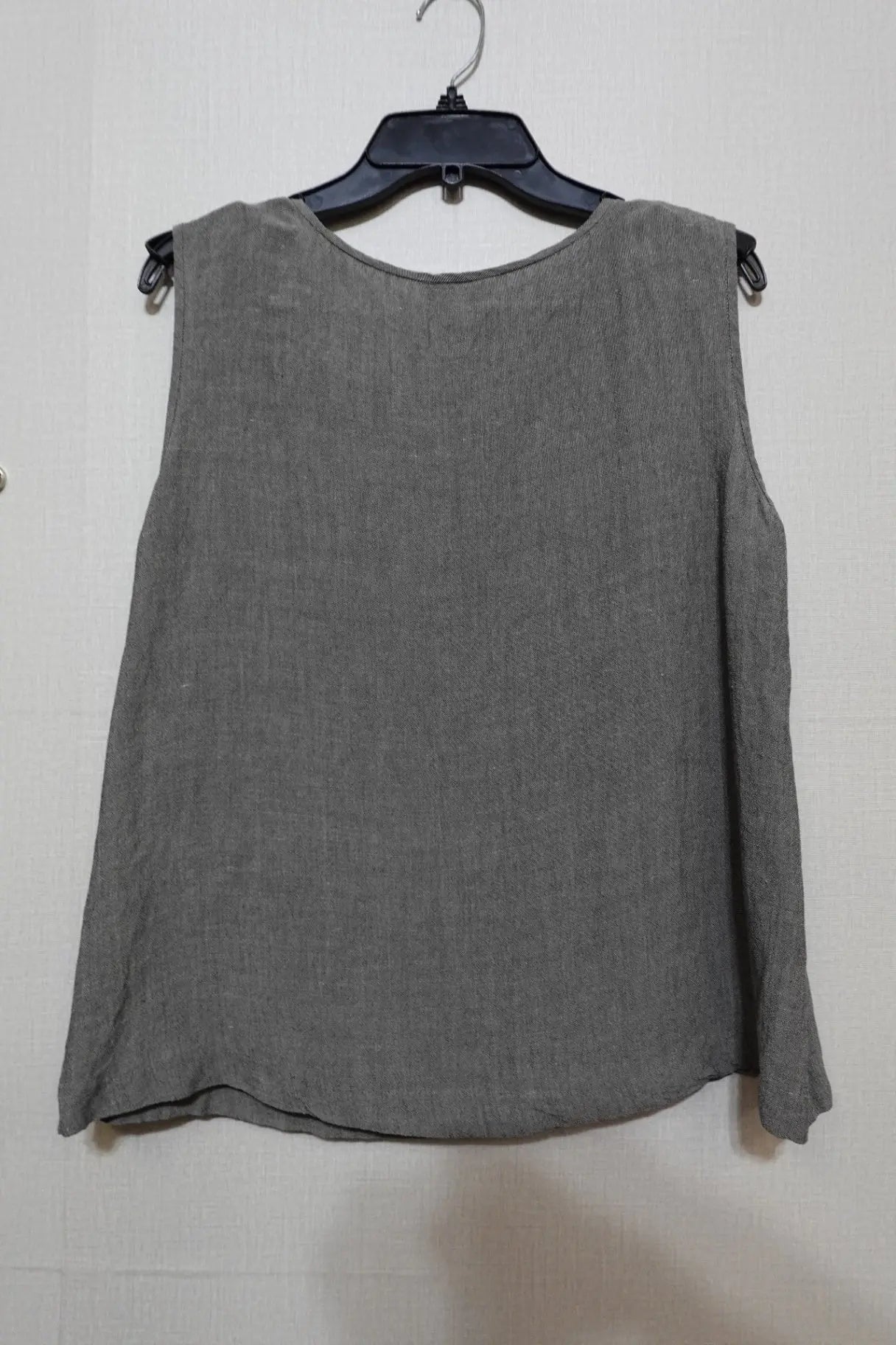 TAMOTSU, Linen Blend Sleeveless Blouse, Size 16W TAMOTSU Sleeveless Blouse More To Love Consignment
