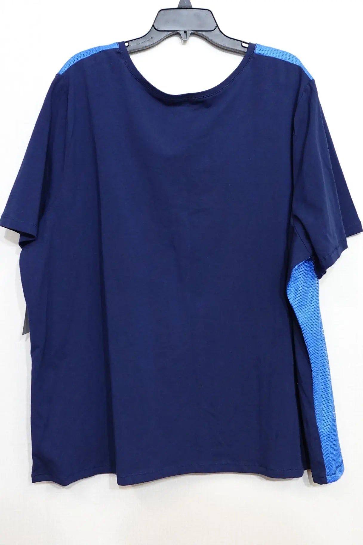 New Catherines, Active Shorts Sleeve, Top Size 26/28W Catherines T-Shirt Shorts Sleeve More To Love Consignment