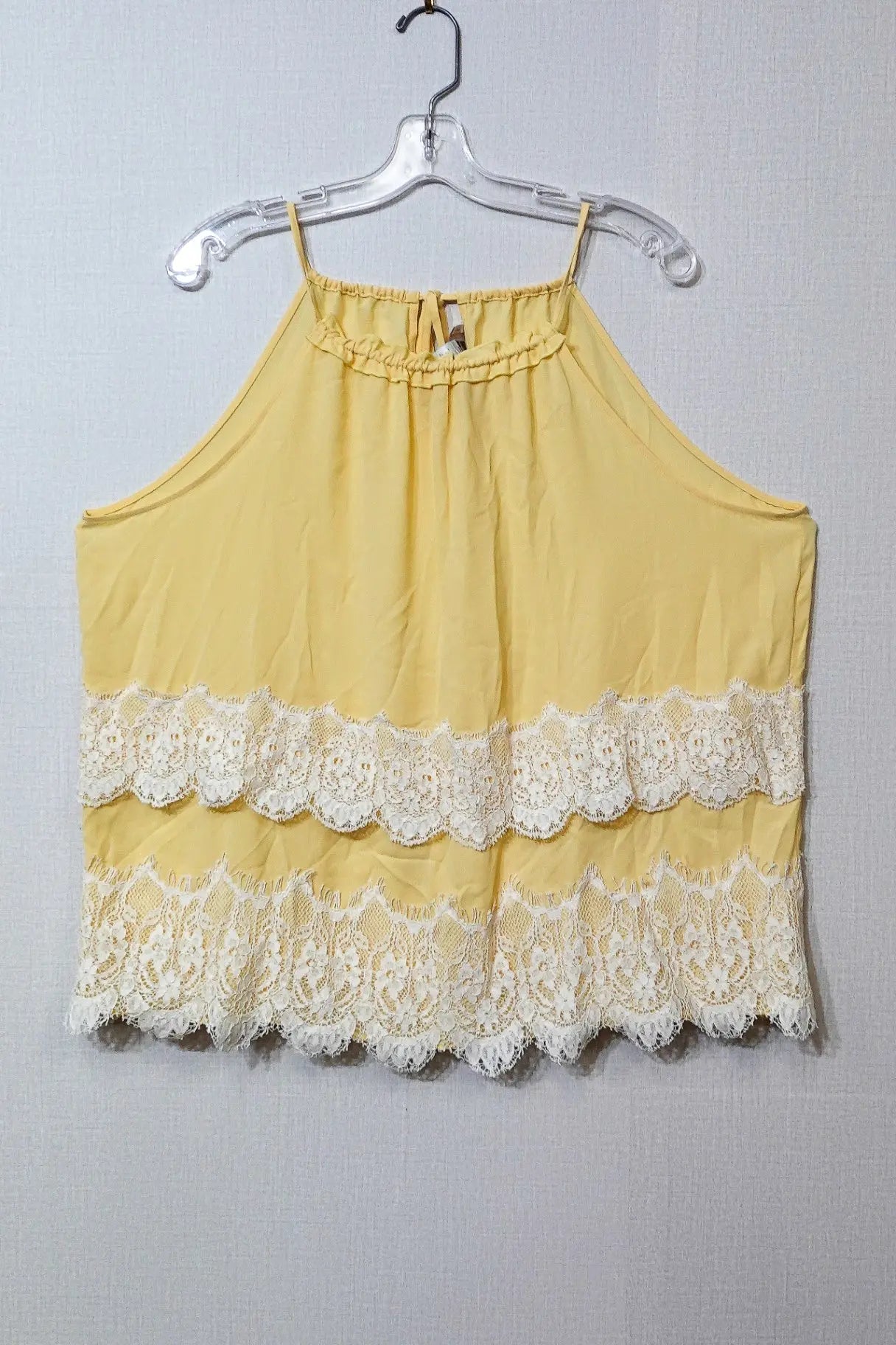 Loft Outlet, New sleeveless top, Size Xl Loft Outlet New sleeveless top More To Love Consignment
