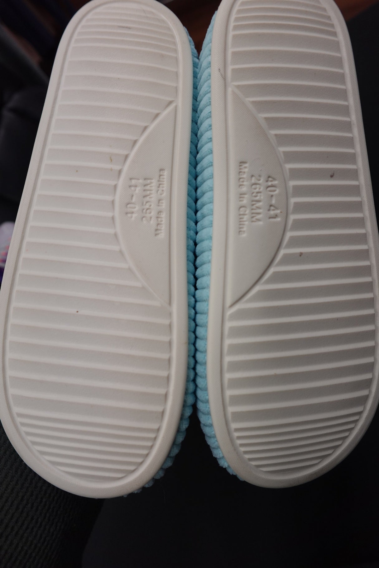 (No Label), Slippers, Size 8.5