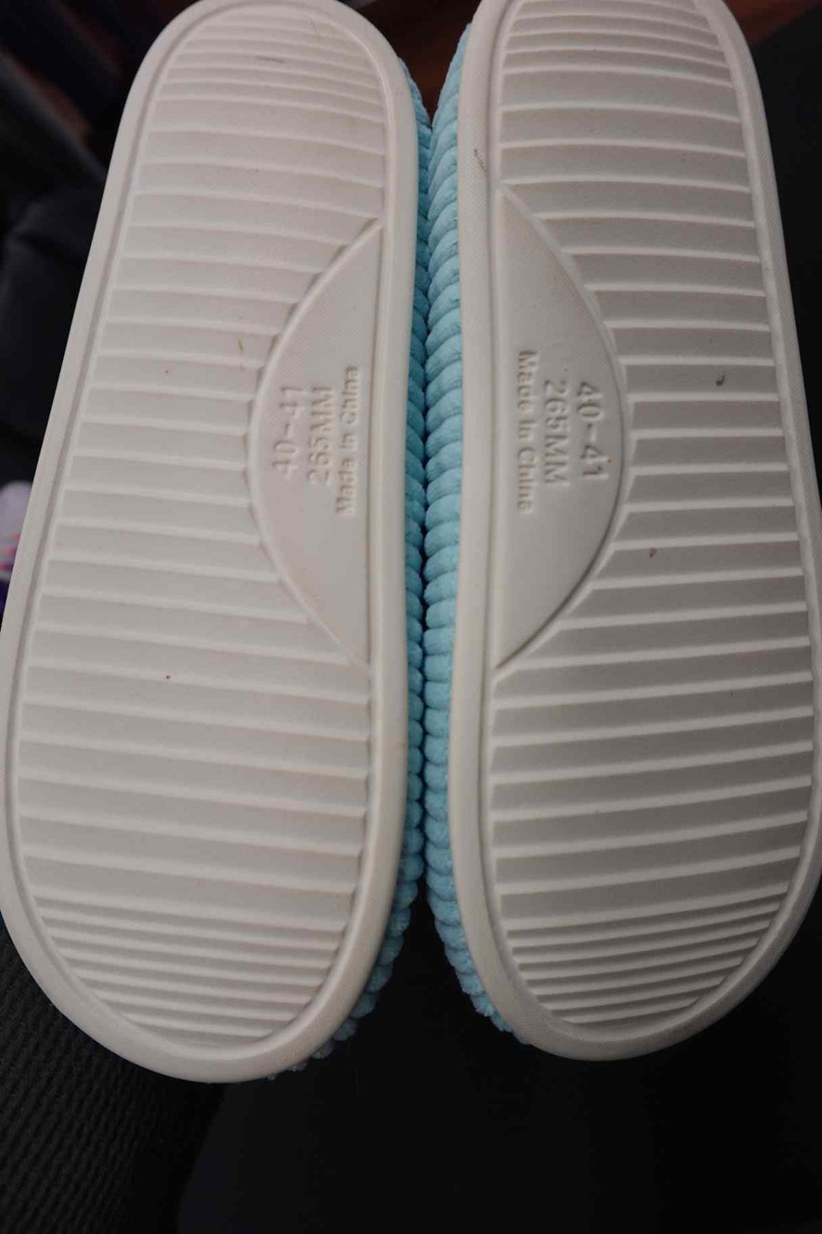 (No Label), Slippers, Size 8.5