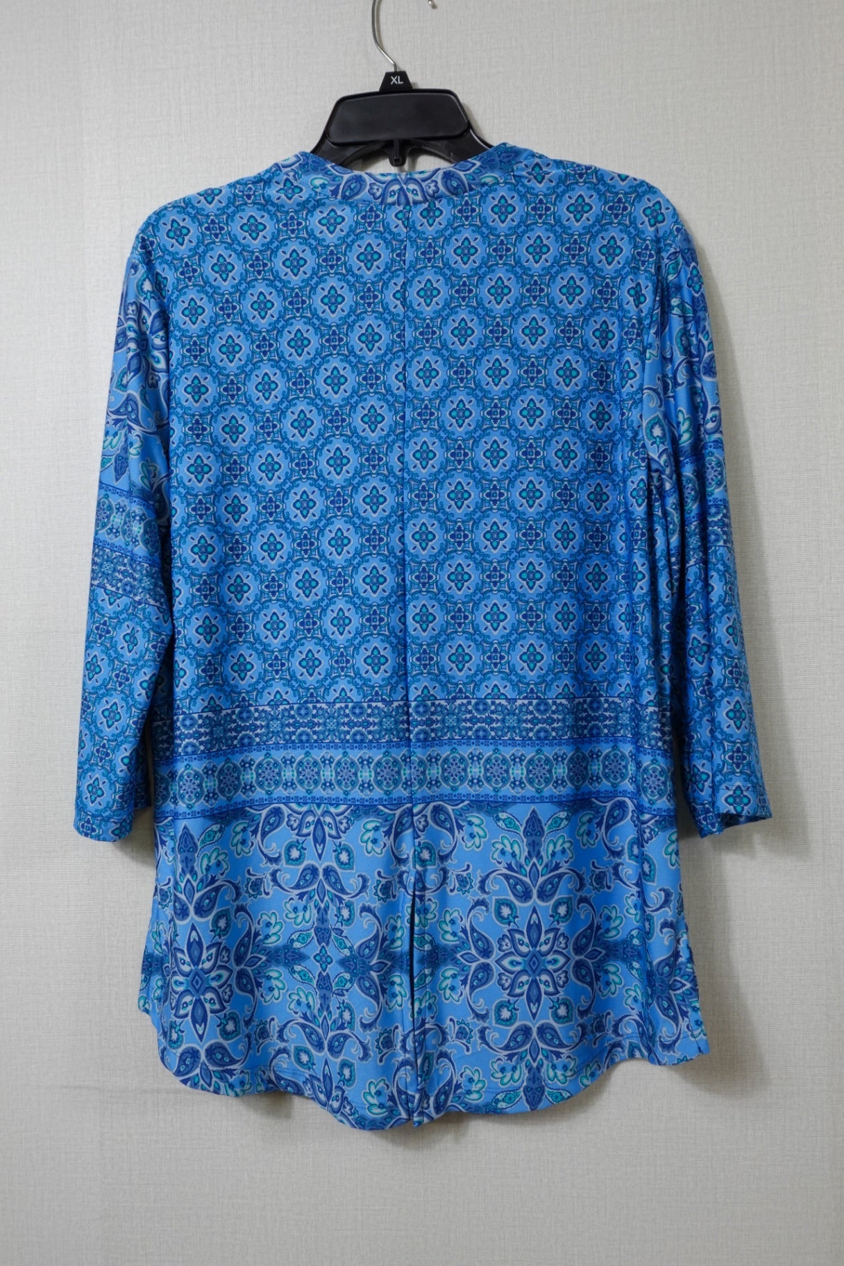 N Touch, Short Sleeved Top, Size Large