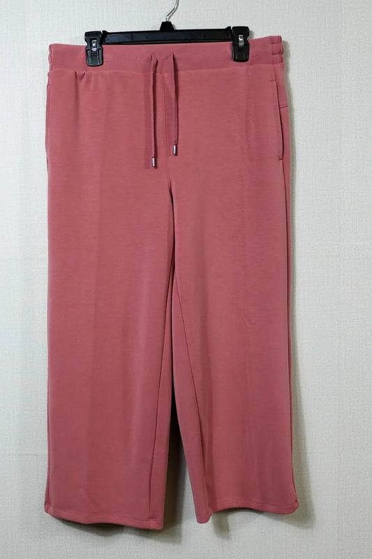 Member's Mark, Cropped Pants , Size Large Member's Mark Cropped Pants More To Love Consignment