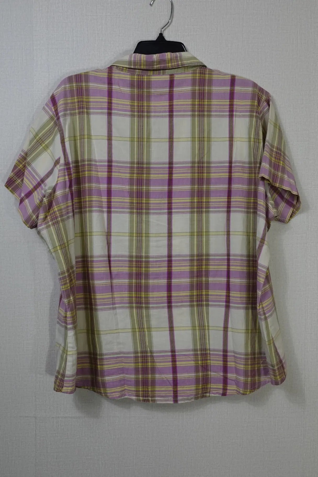 Wrangler, Short Sleeved Top, 2X Wrangler Short Sleeved Top More To Love Consignment