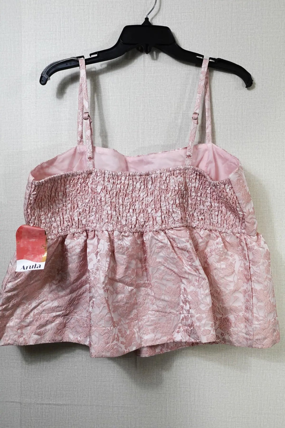 Arula, New Event crop top , 2X (B) Arula New Event crop top More To Love Consignment