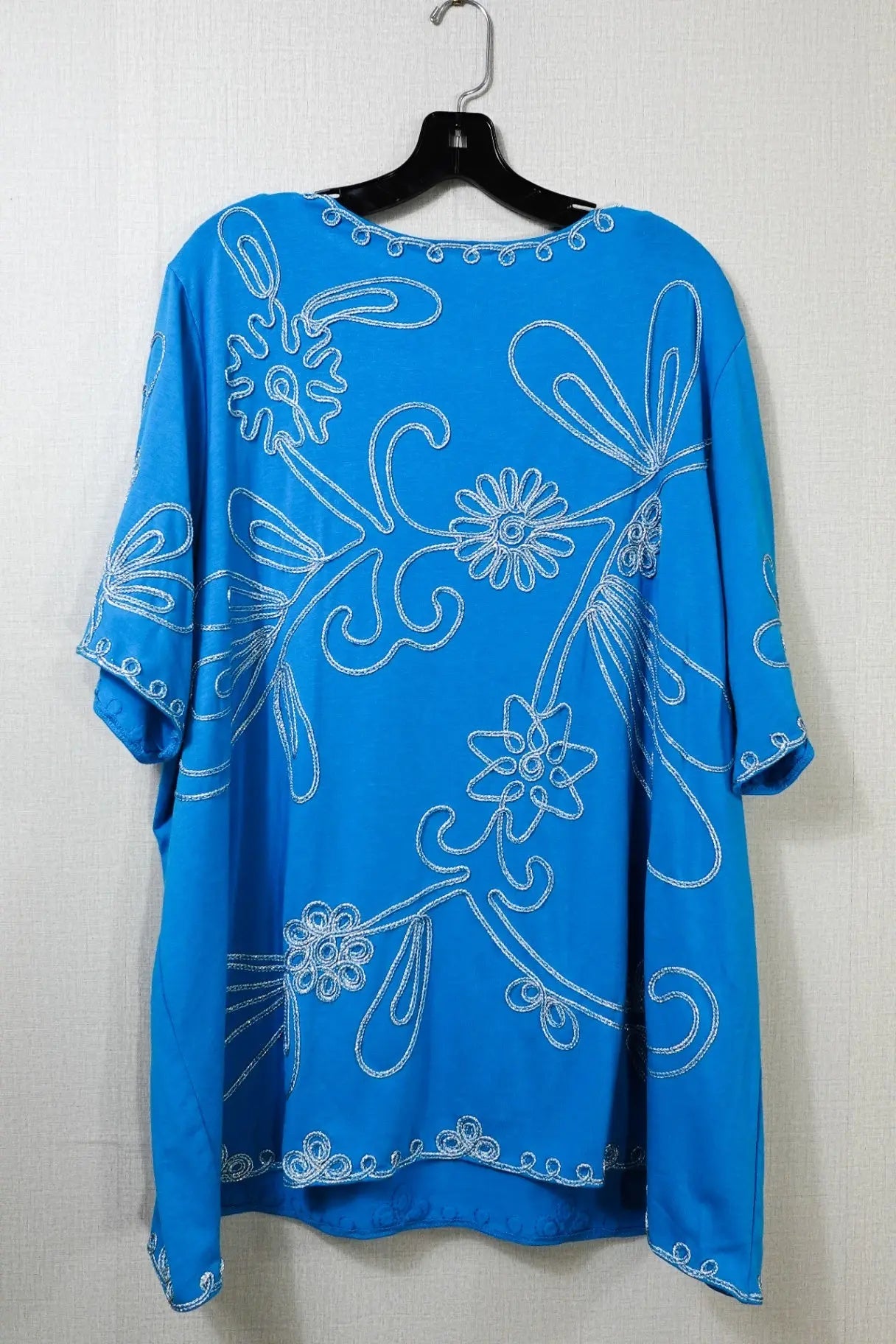 Likely Catherines (No Label), Short Sleeved Top, 4X Likely Catherines (No Label) Short Sleeved Top More To Love Consignment