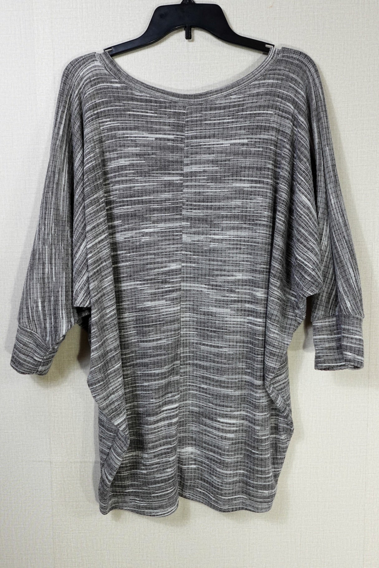 Lularoe, 3/4 SLEEVE TOP, L