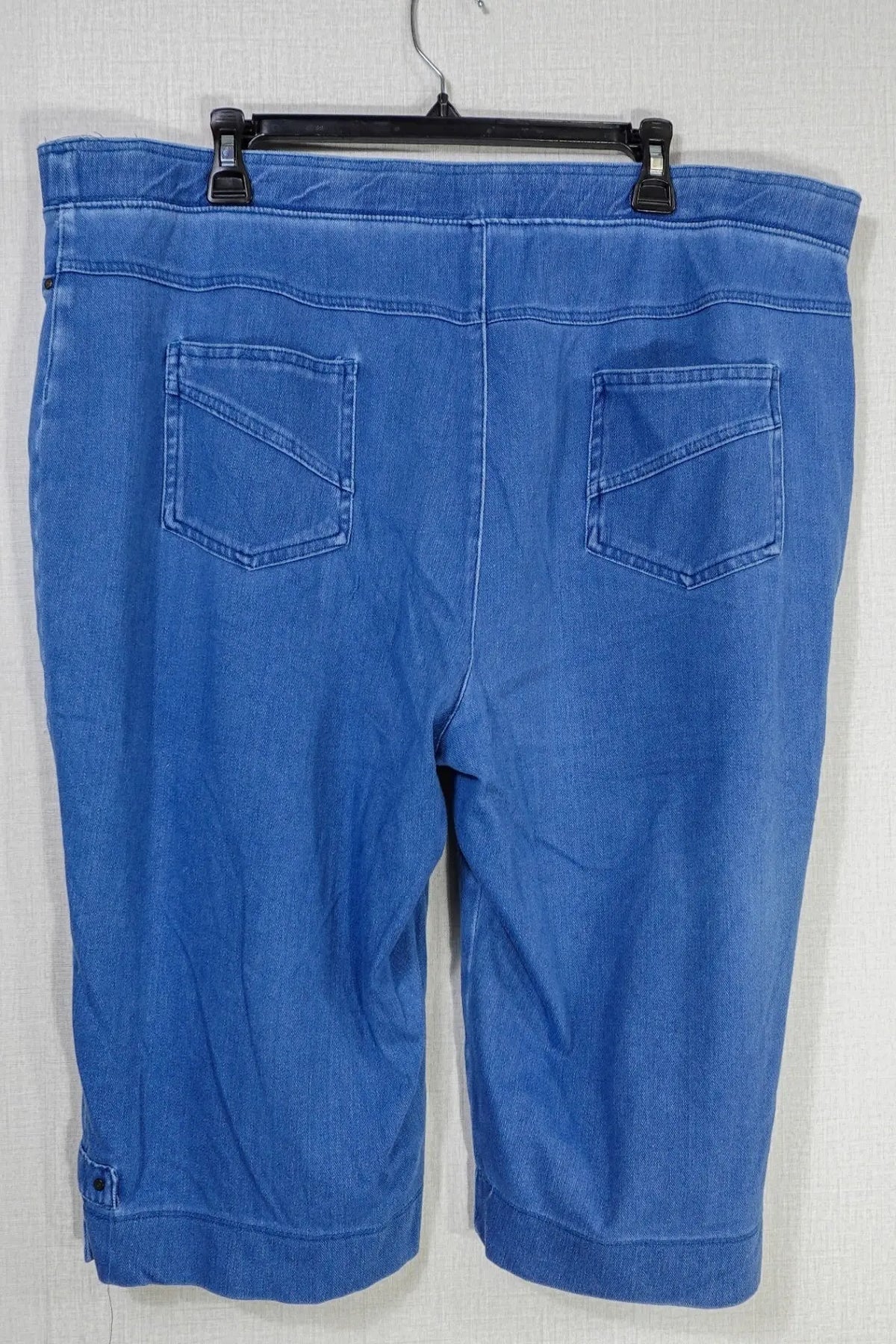 Links, Capris, 2X (1X) Links Capris More To Love Consignment