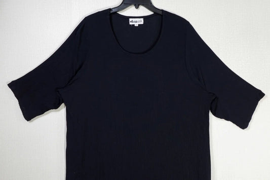 We be bop, SHORT SLEEVED TOP, 12/14 (0X) We be bop SHORT SLEEVED TOP More To Love Consignment
