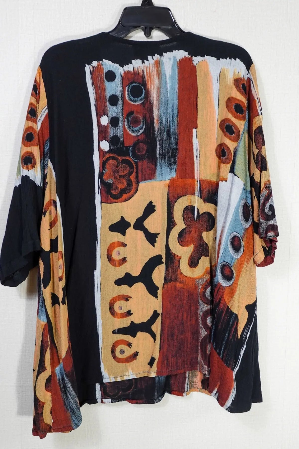 We be bop, SHORT SLEEVED TOP, 16/18- 1X We be bop SHORT SLEEVED TOP More To Love Consignment