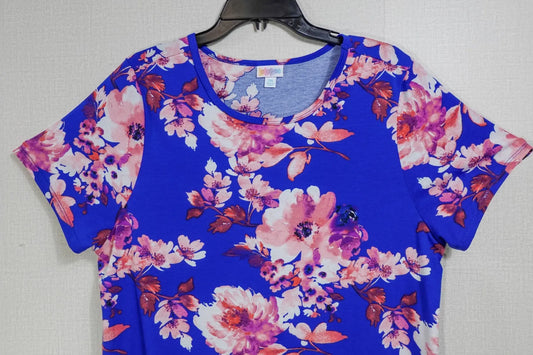 LuLaRoe, Short Sleeved Top, 2XL LuLaRoe Short Sleeved Top More To Love Consignment