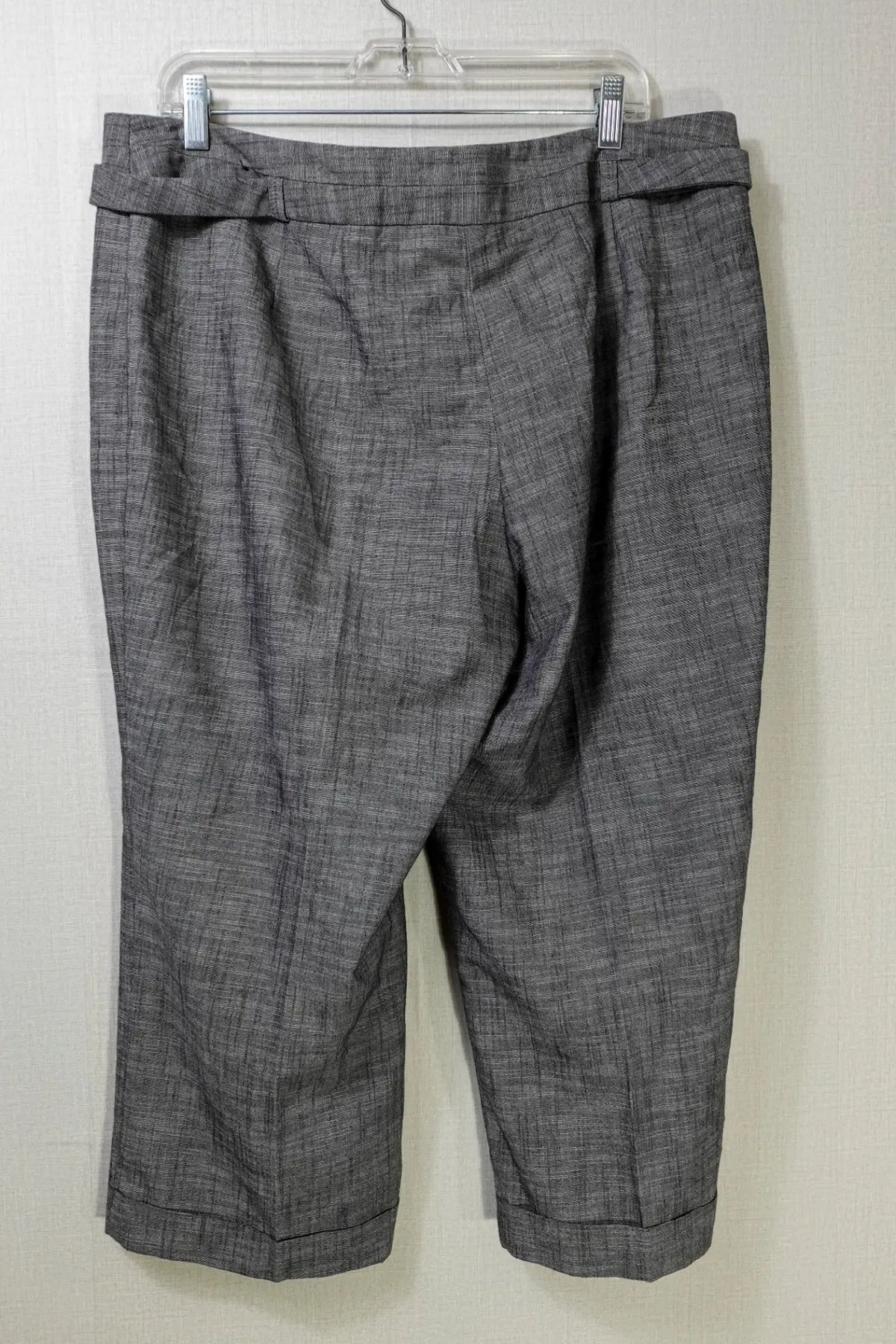 Larry Levine, Cropped Pants, 16 Larry Levine Cropped Pants More To Love Consignment