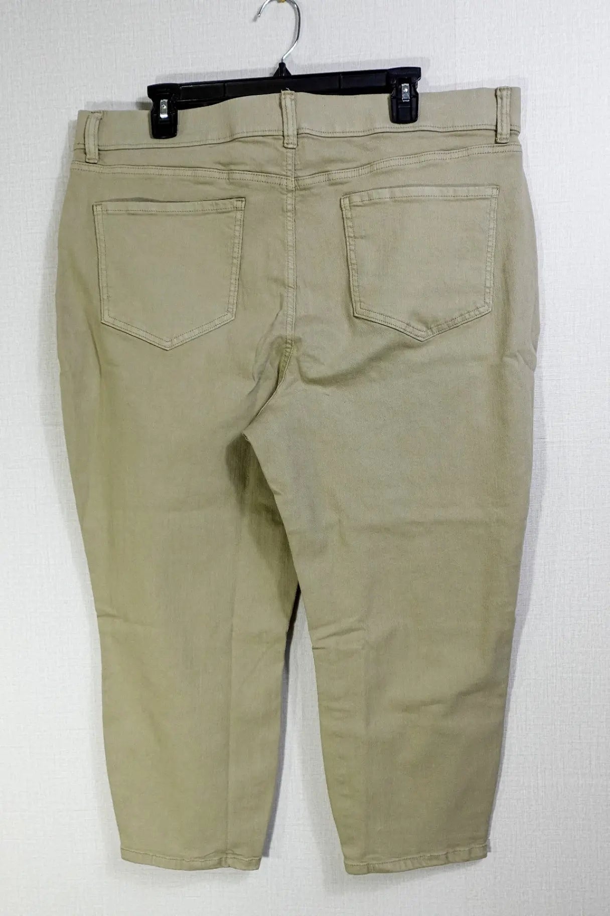 Time and Tru, cropped Pants, XXL (20) Time and Tru cropped Pants More To Love Consignment