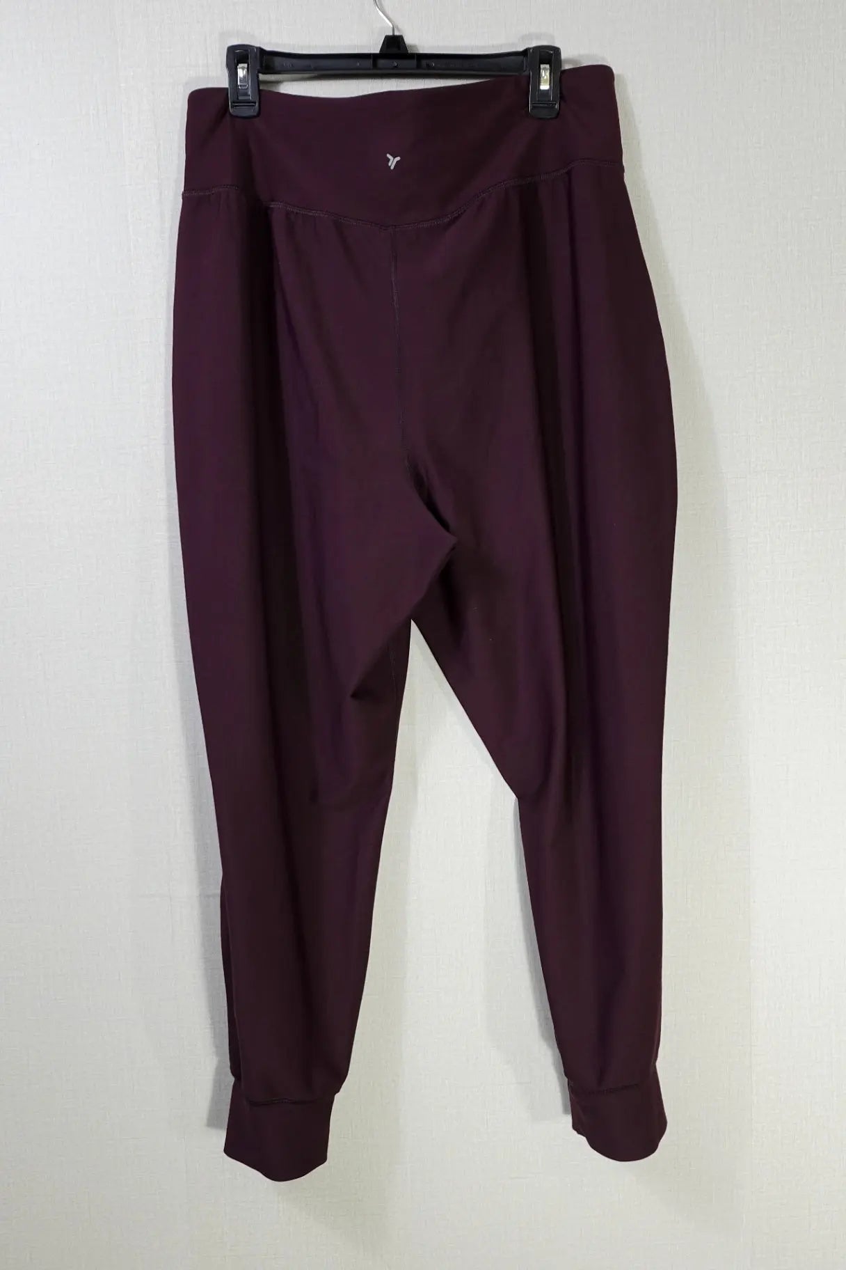 Old Navy, Activewear jogger pants, XL Old Navy Activewear jogger pants More To Love Consignment