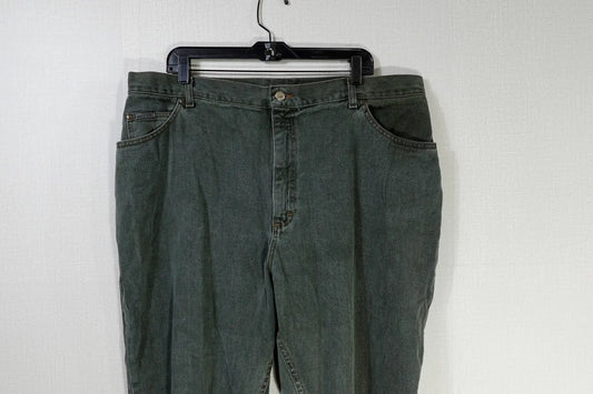 Lee, Jeans Straight Leg , 2X (42in waist) Lee Jeans Straight Leg More To Love Consignment