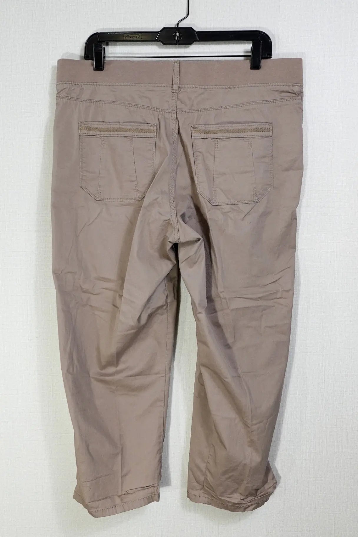 Lee, Pants, 14 MEDIUM Lee Pants More To Love Consignment