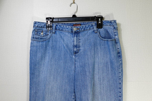 Duck Head, Cropped jeans, 22W Duck Head Cropped jeans More To Love Consignment