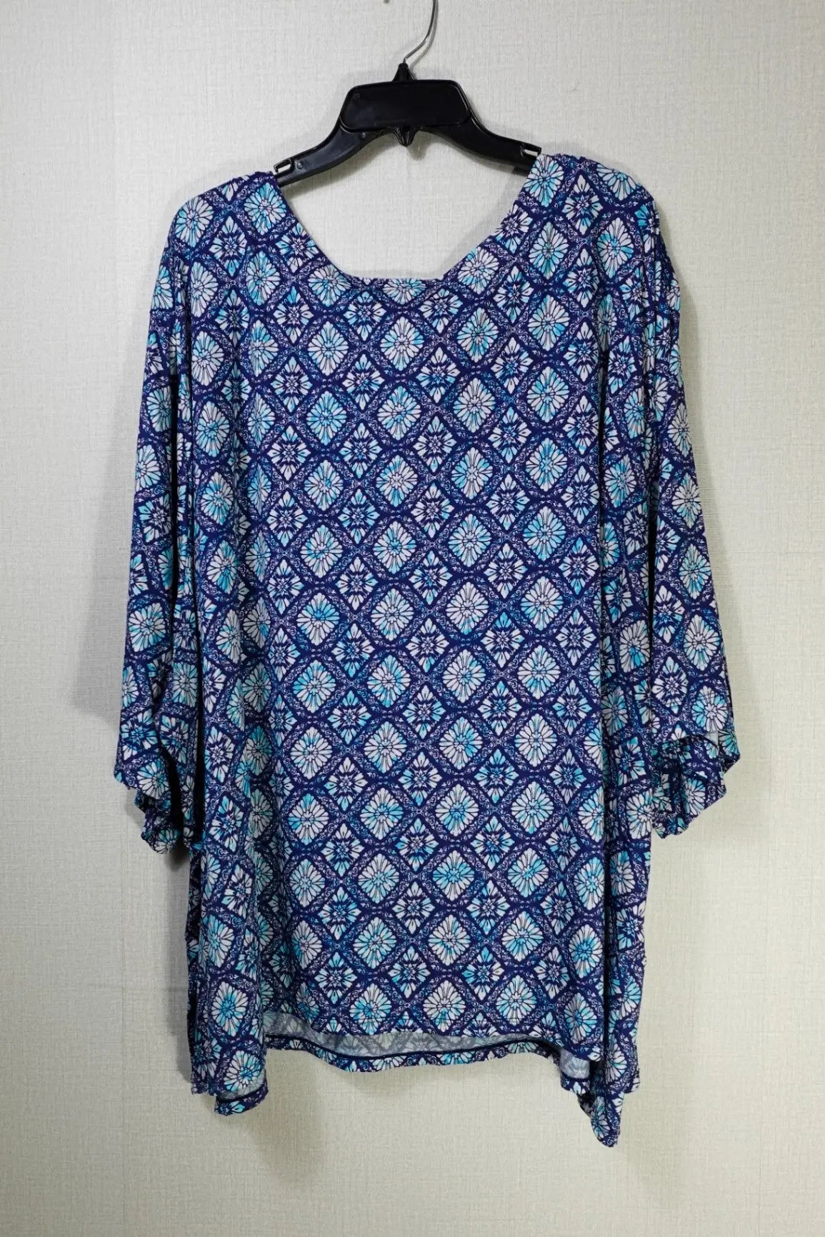 SWIM365, Swim tee, 38/40 (7X) SWIM365 Swim tee More To Love Consignment