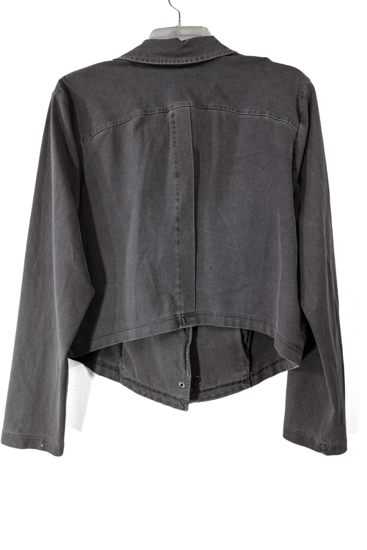 Torrid, Jacket Short Bomber, 2X Torrid Jacket Short Bomber More To Love Consignment