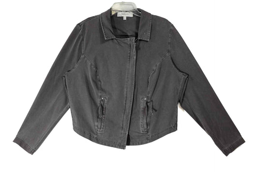 Torrid, Jacket Short Bomber, 2X Torrid Jacket Short Bomber More To Love Consignment