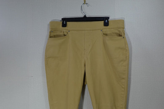 Signature by Levi Strauss & Co., Pants Straight, XL Signature by Levi Strauss & Co. Pants Straight More To Love Consignment