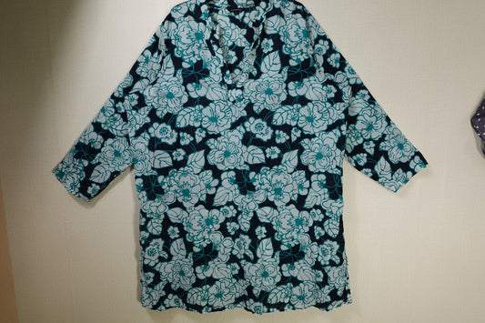 Lands' End, Swim cover, 24W-26W (3X) Lands' End Swim cover More To Love Consignment