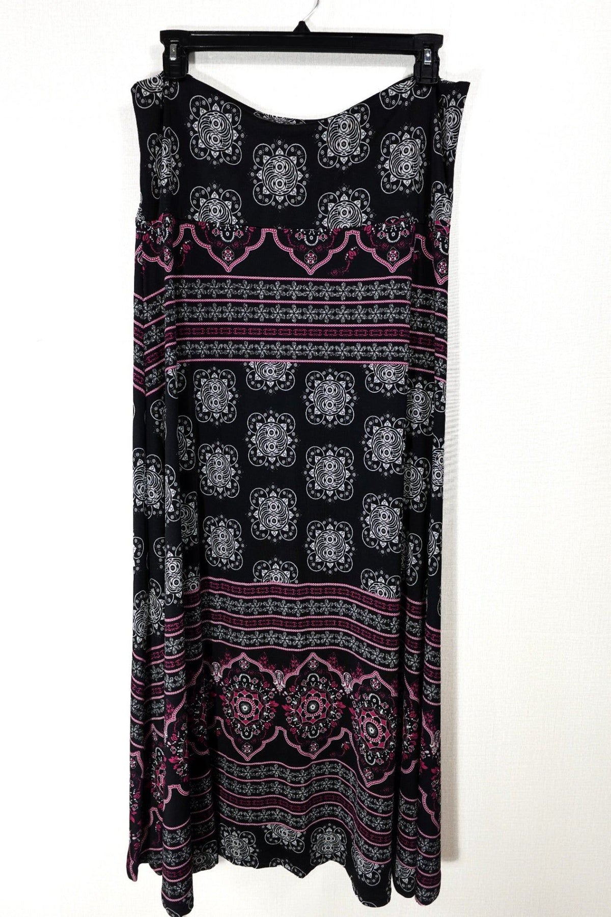 LuLaRoe, Skirt, 2XL LuLaRoe Skirt More To Love Consignment