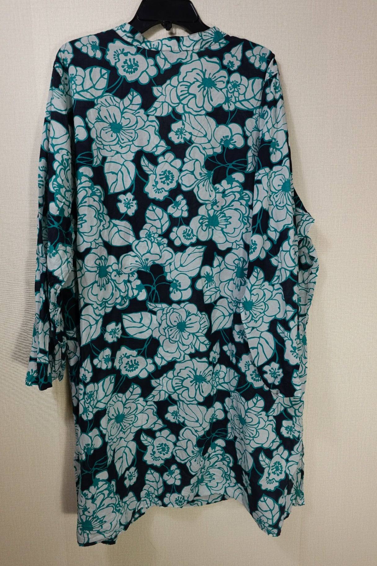 Lands' End, Swim cover, 24W-26W (3X) Lands' End Swim cover More To Love Consignment