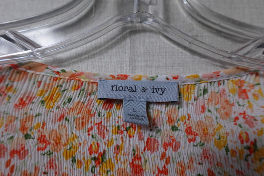 Floral & Ivy, Long Sleeves Top, Large Floral & Ivy Long Sleeves Top More To Love Consignment