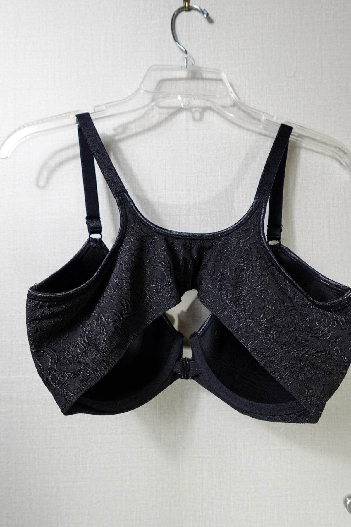 Bali, Bra, 40B Bali Bra More To Love Consignment