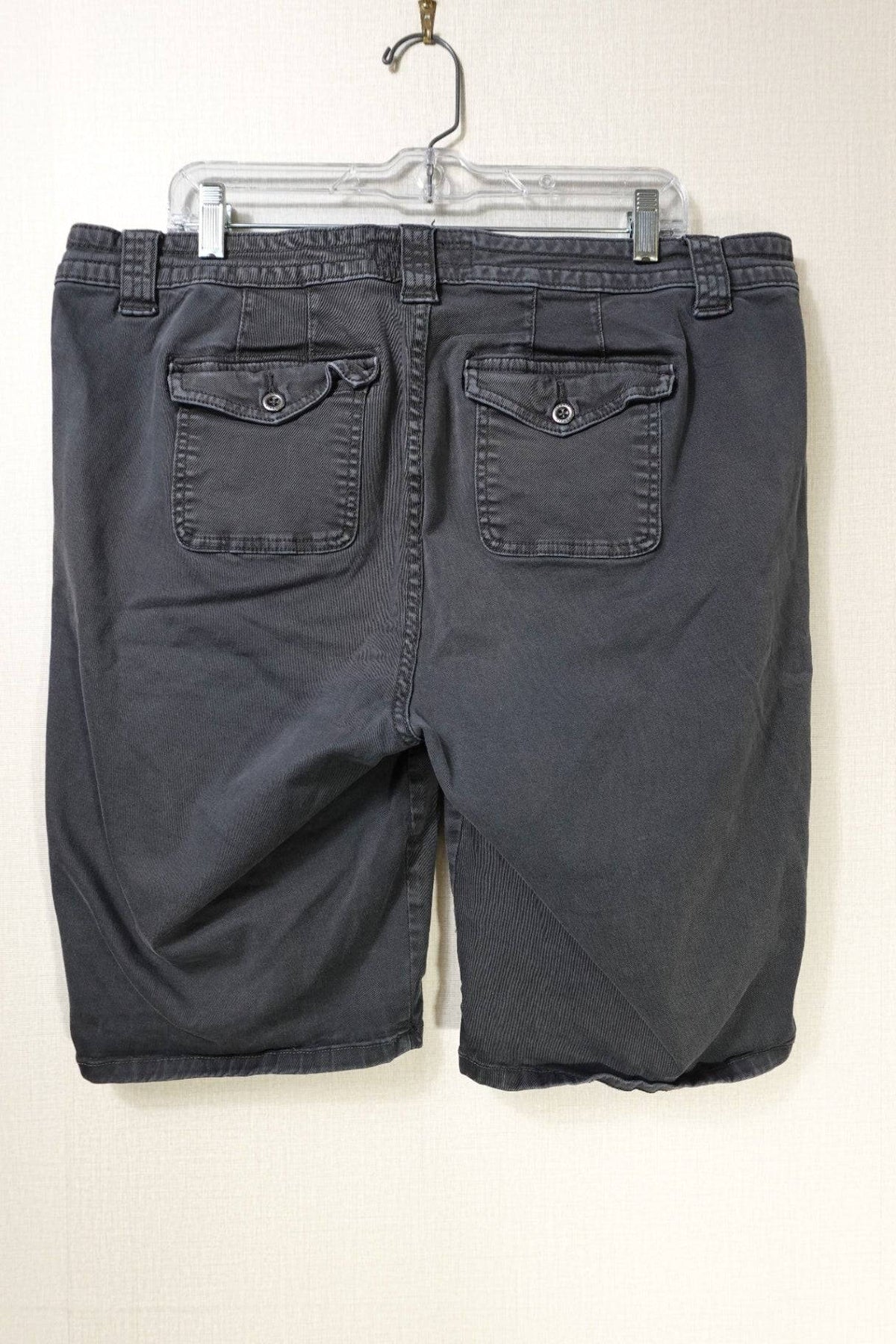 Torrid, Shorts Bermuda, 16 Torrid Shorts Bermuda More To Love Consignment