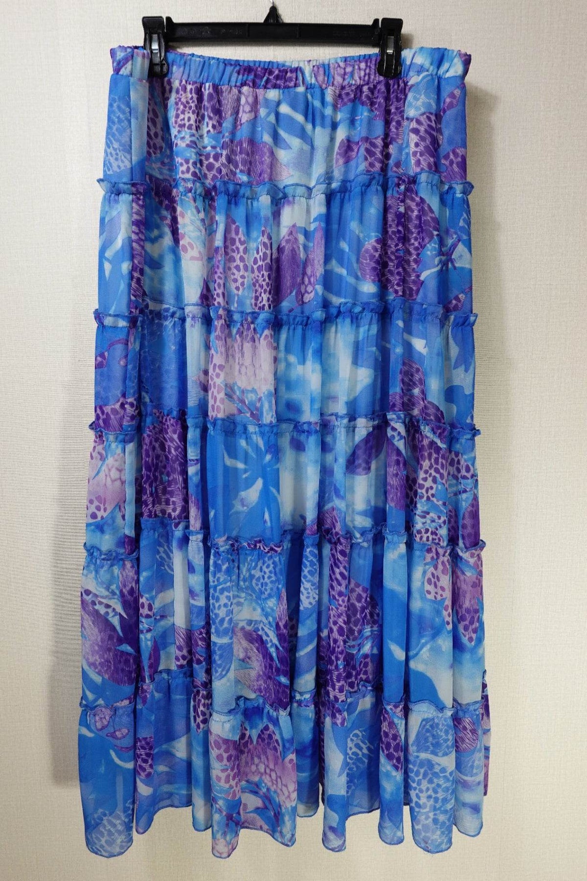 Anthony, High low Skirt, XL Anthony High low Skirt More To Love Consignment