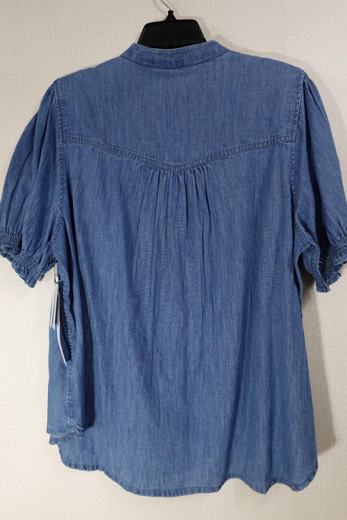 Nordstrom, New short sleeve top, 2X Caslon New short sleeve top More To Love Consignment