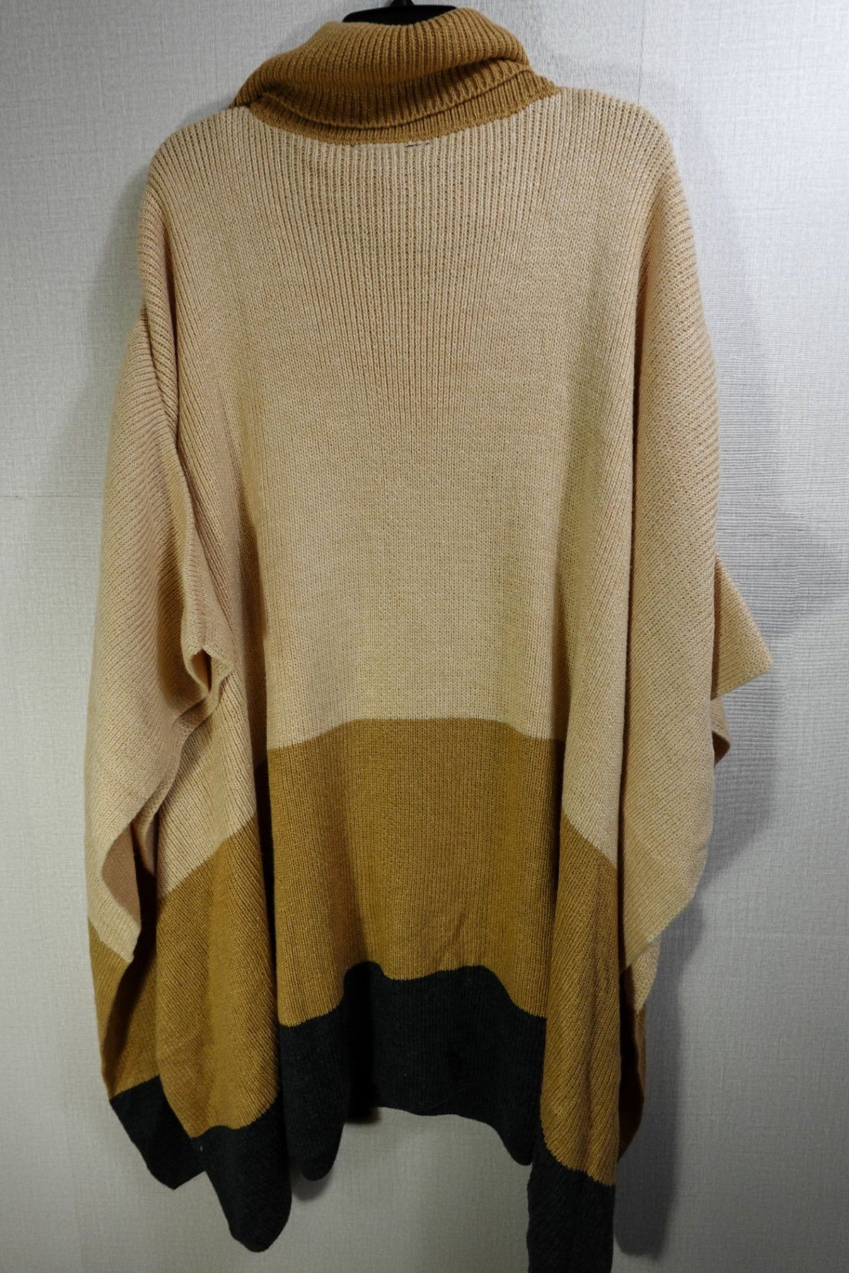 Lane Bryant, Poncho, Free size, acrylic