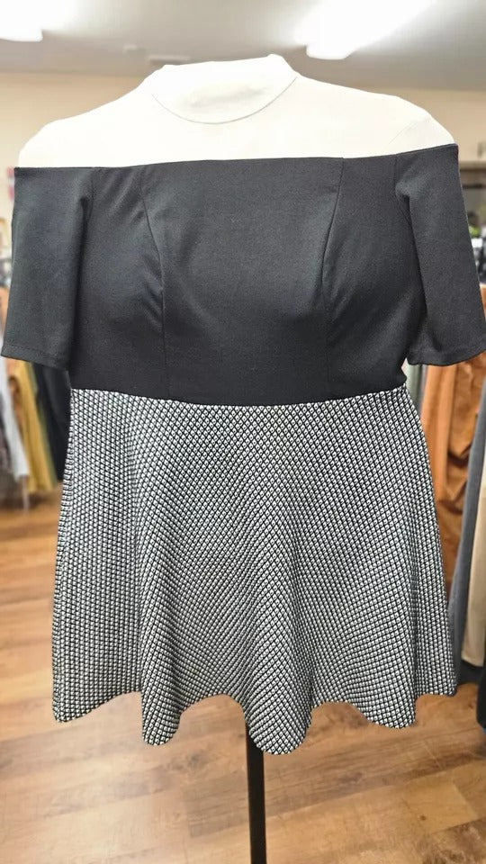 New with tags Elloqui Dress 20