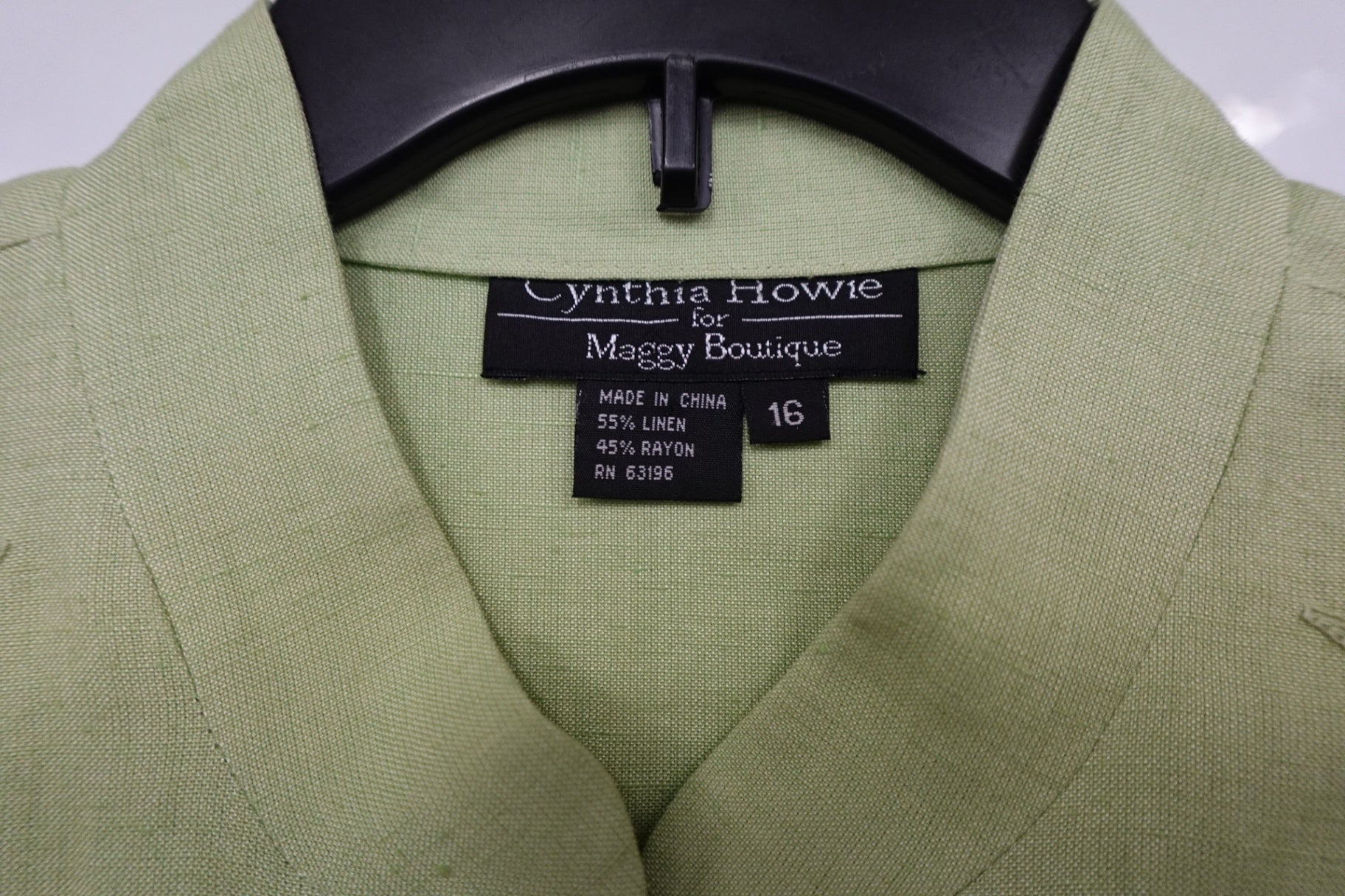 Cynthia Howie, Sleeveless blouse, 16