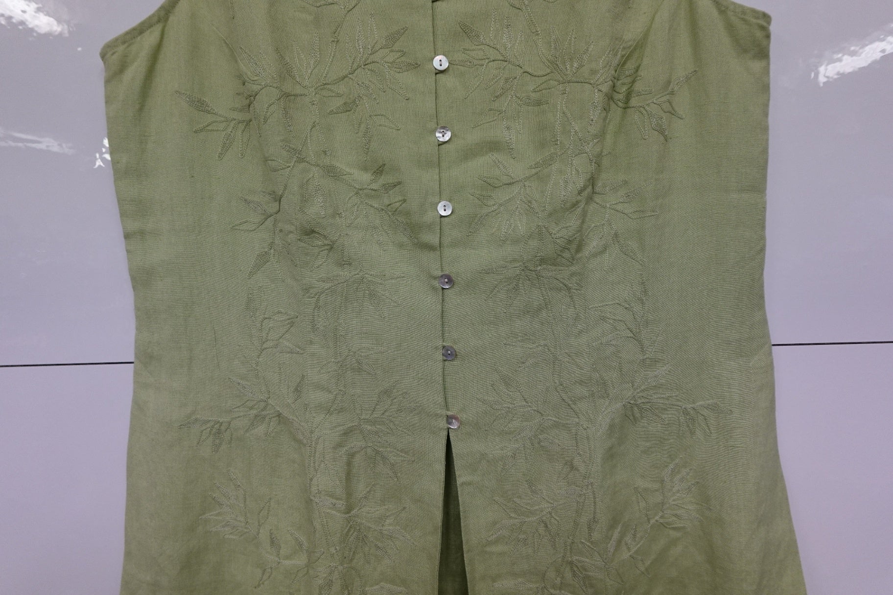 Cynthia Howie, Sleeveless blouse, 16