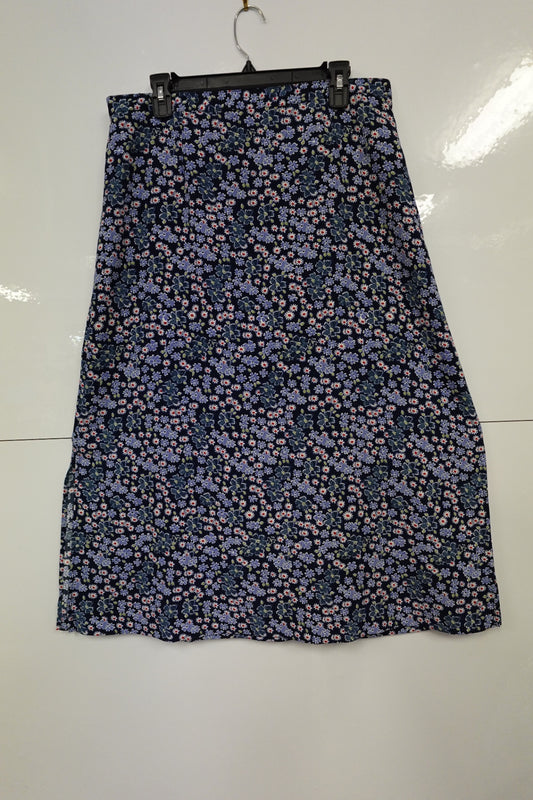 Christopher Banks, Skirt, 14