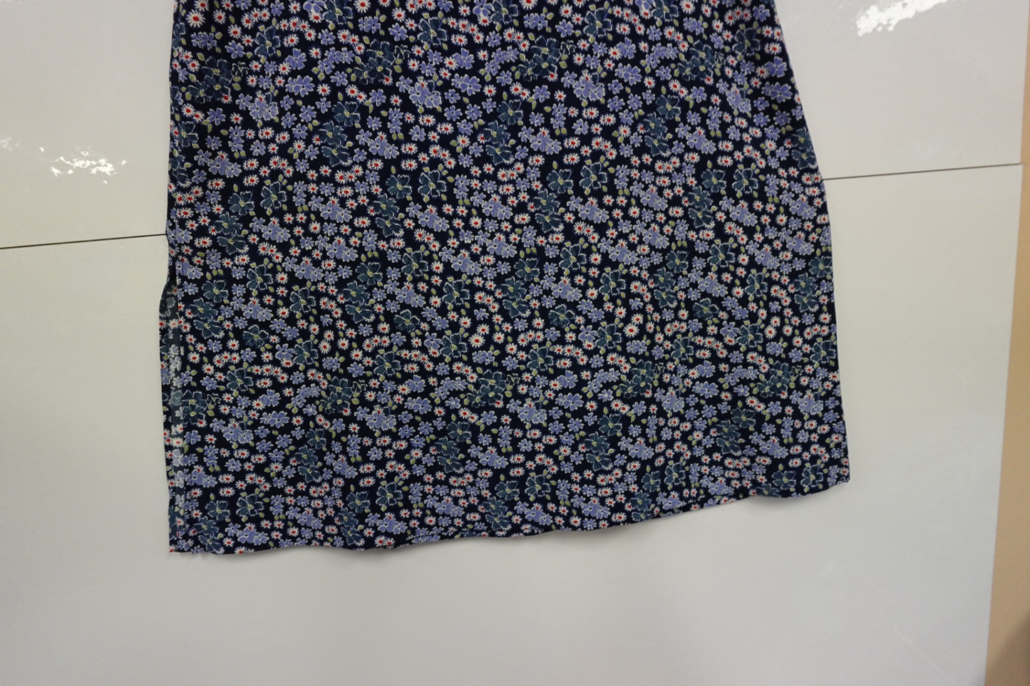 Christopher Banks, Skirt, 14